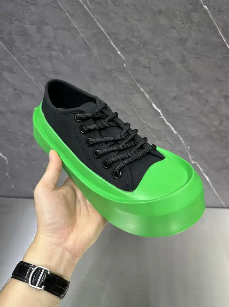 hype Gucci Sneakers