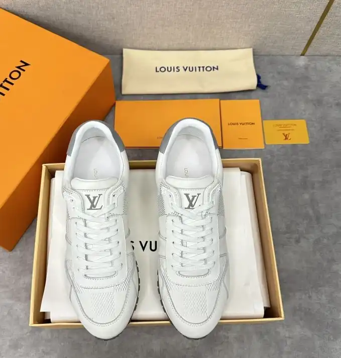 hype Louis Vuitton Sneakers