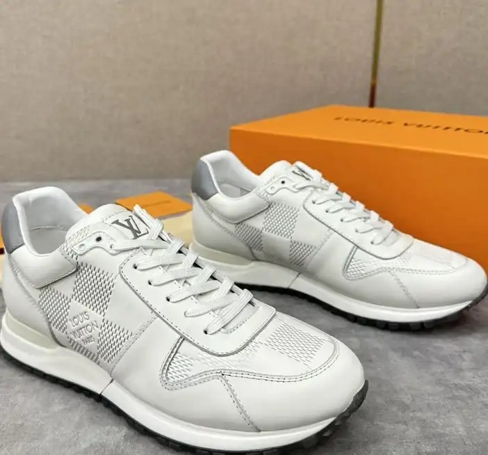 hype Louis Vuitton Sneakers