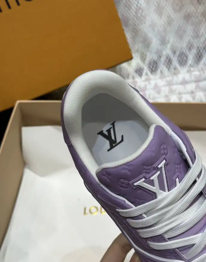 hype Louis Vuitton Sneakers