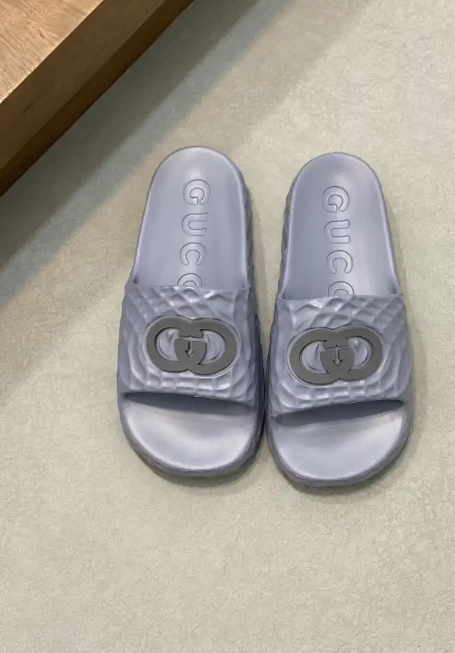 hype Gucci Slippers