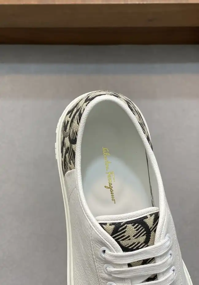 hype LV Casual Shoes