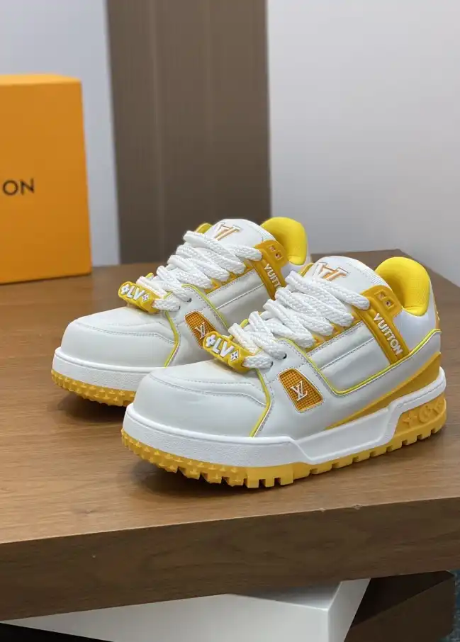 hype Louis Vuitton Sneakers