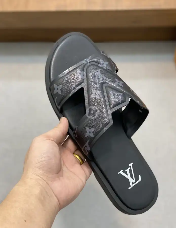 hype LV Slippers