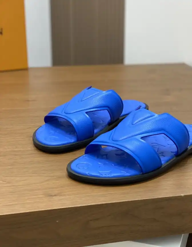 hype LV Slippers