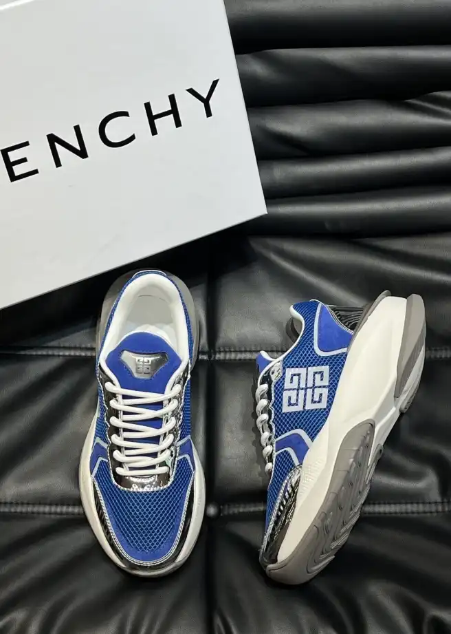 hype Givenchy Sneakers