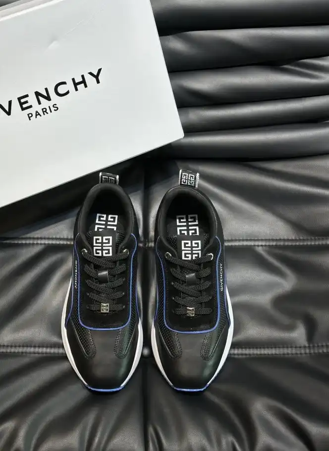 hype Givenchy Sneakers