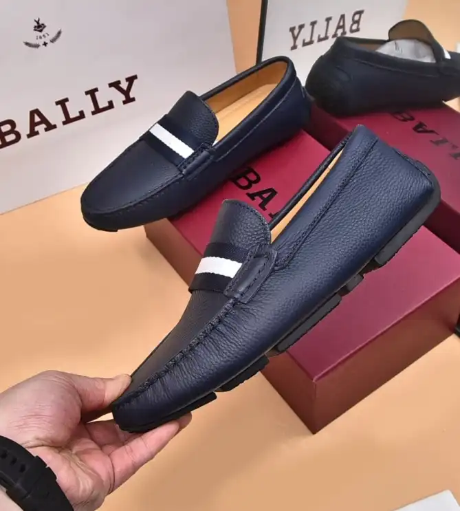 hype Burberry Leather Shoes