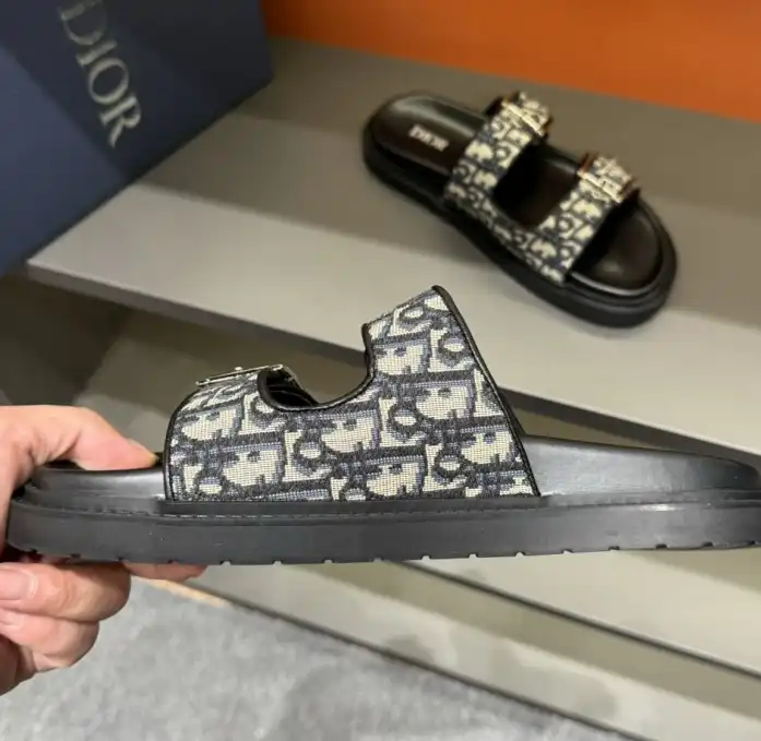 hype Christian Dior Slippers