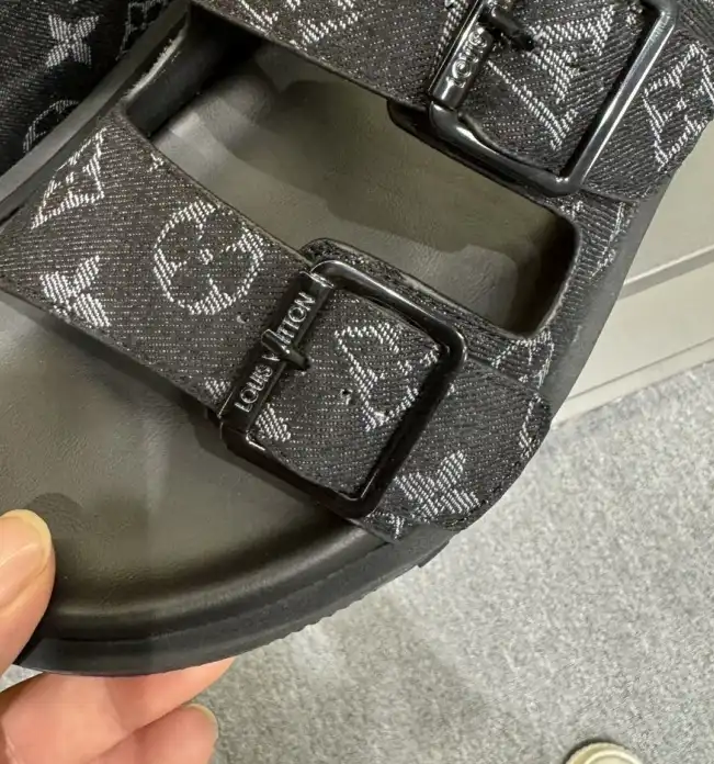 hype Christian Dior Slippers