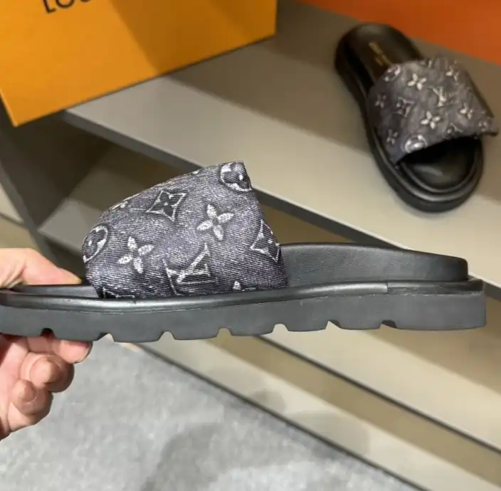 hype LV Slippers