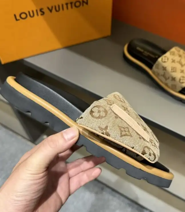 hype LV Slippers