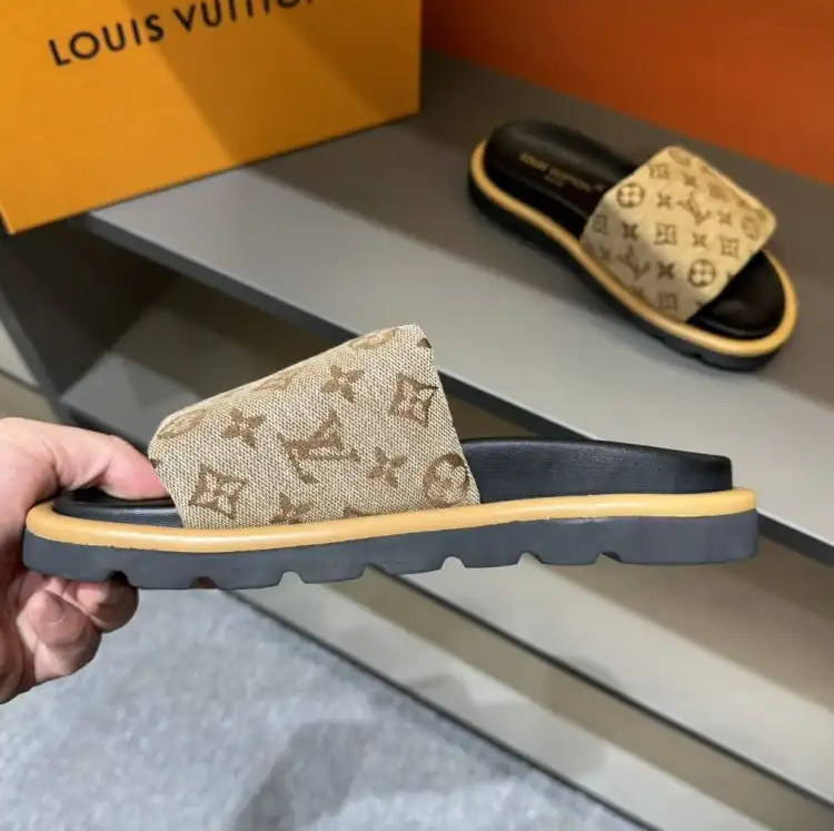 hype LV Slippers