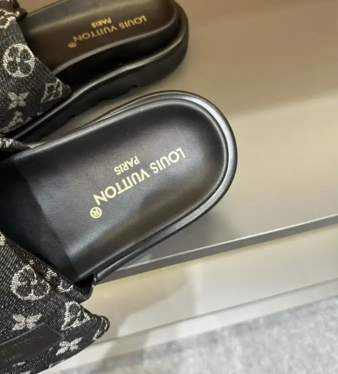 hype LV Slippers