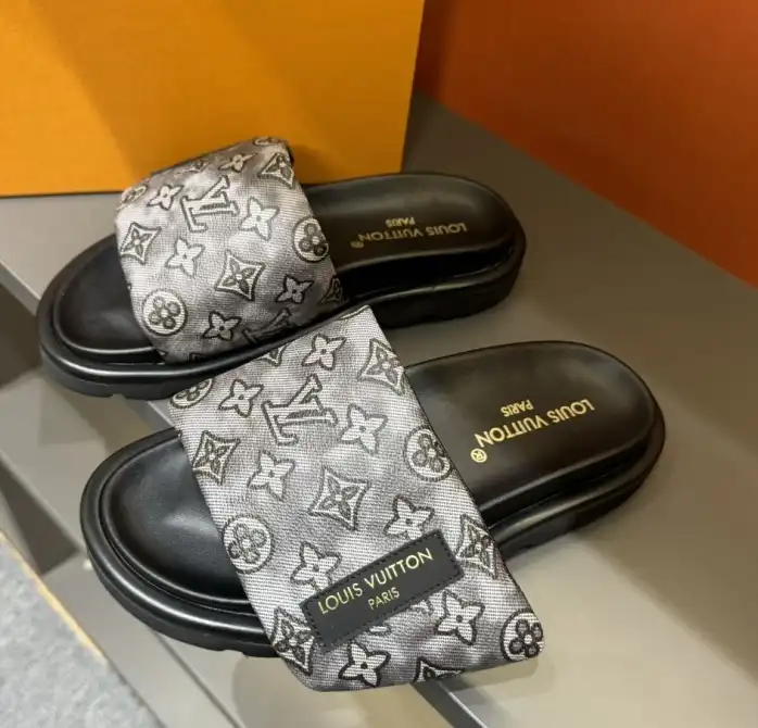 hype LV Slippers