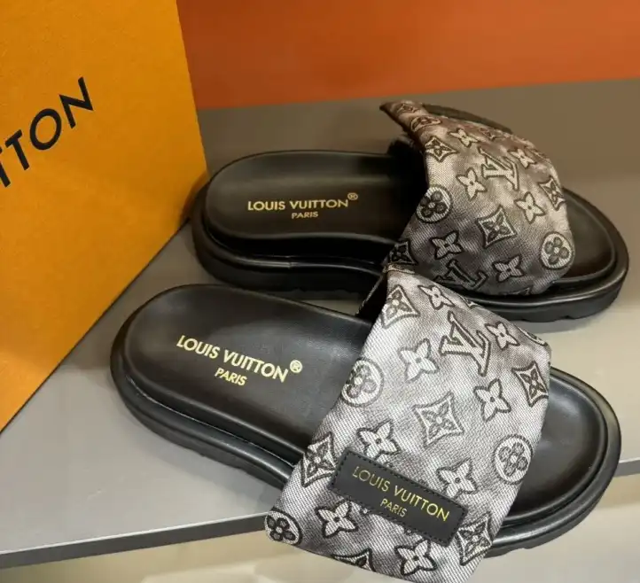 hype LV Slippers