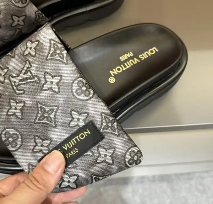 hype LV Slippers