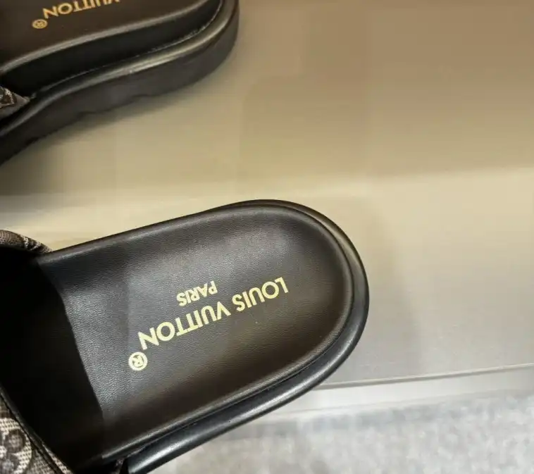 hype LV Slippers