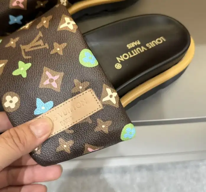 hype LV Slippers