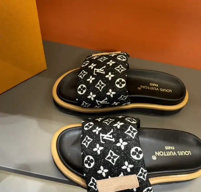 hype LV Slippers