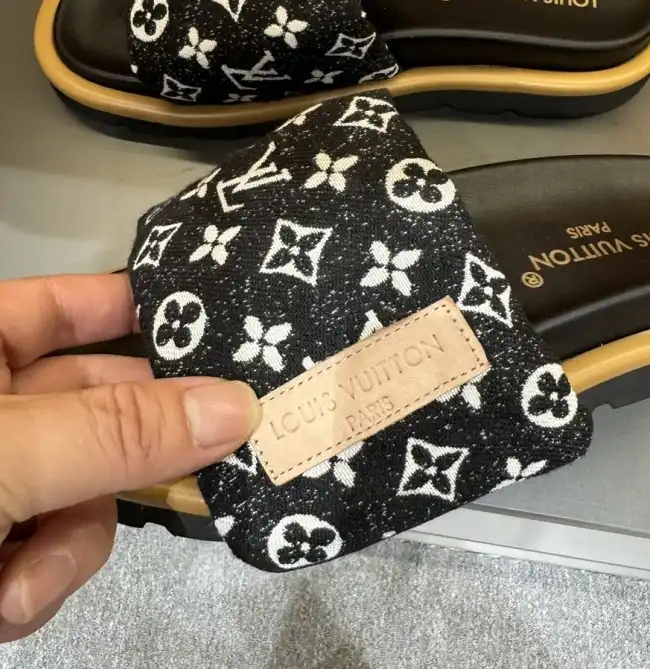 hype LV Slippers