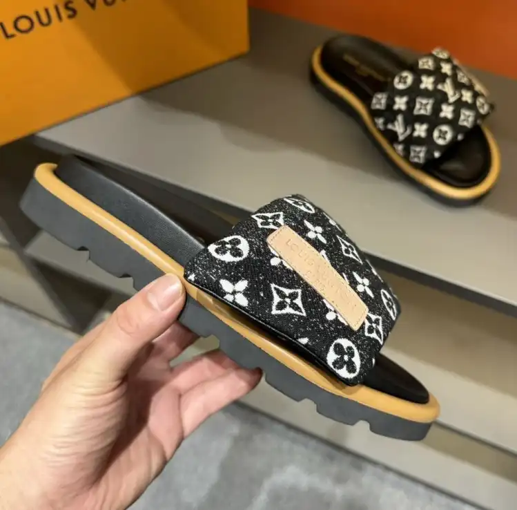 hype LV Slippers