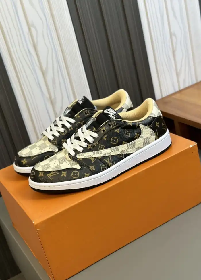 hype Louis Vuitton Sneakers