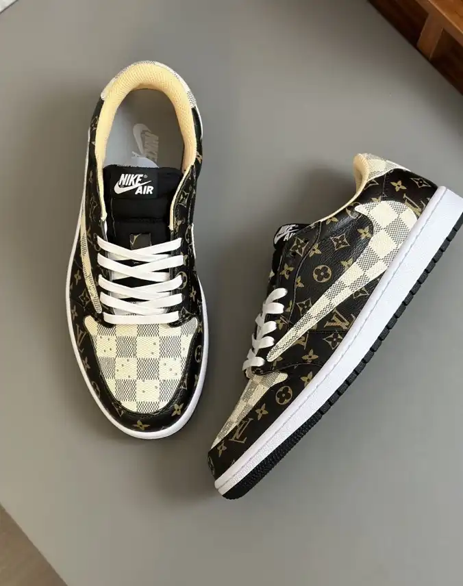 hype Louis Vuitton Sneakers