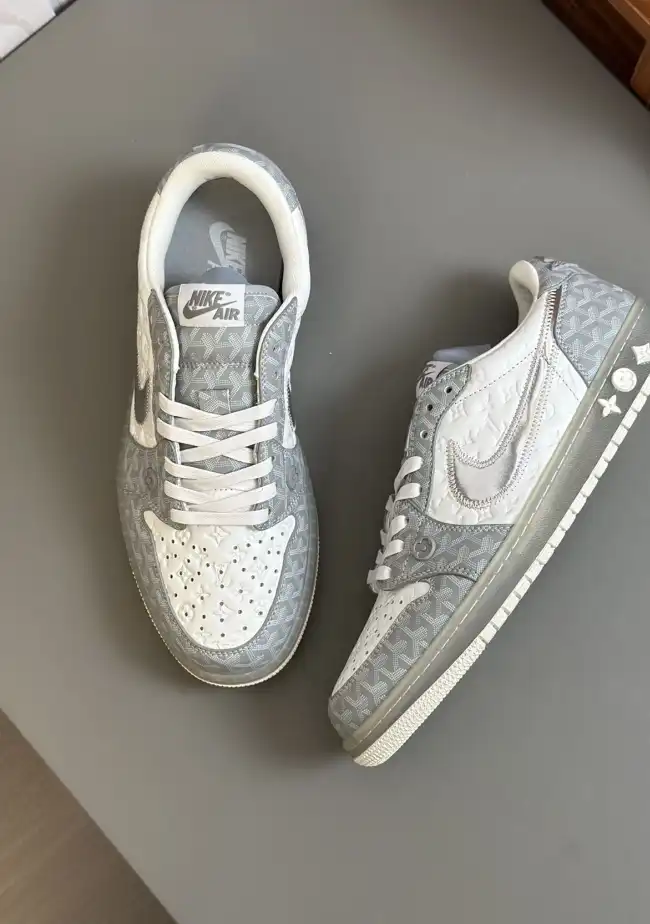 hype Louis Vuitton Sneakers