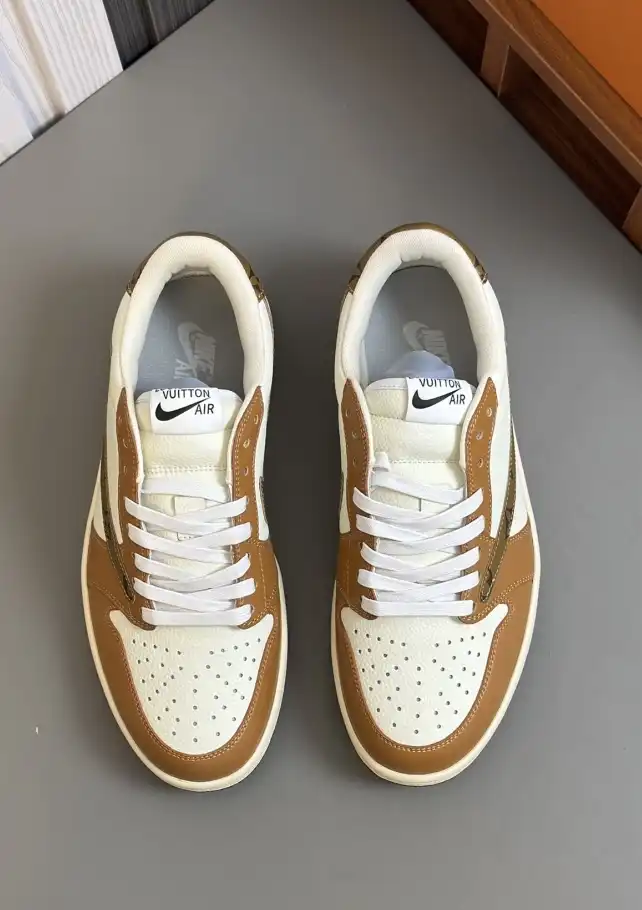 hype Louis Vuitton Sneakers