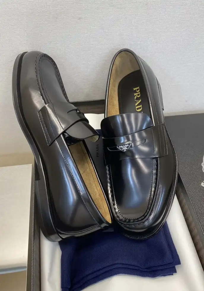 hype Prada Leather Shoes