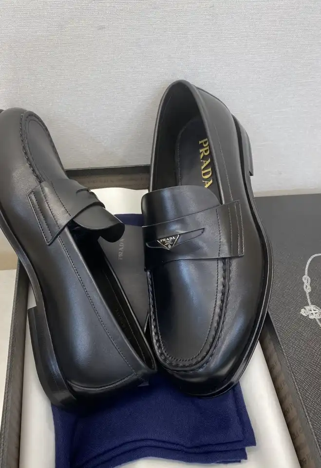 hype Prada Leather Shoes