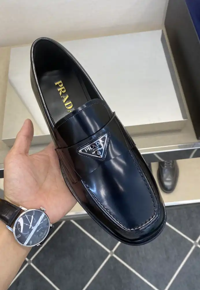 hype Prada Leather Shoes