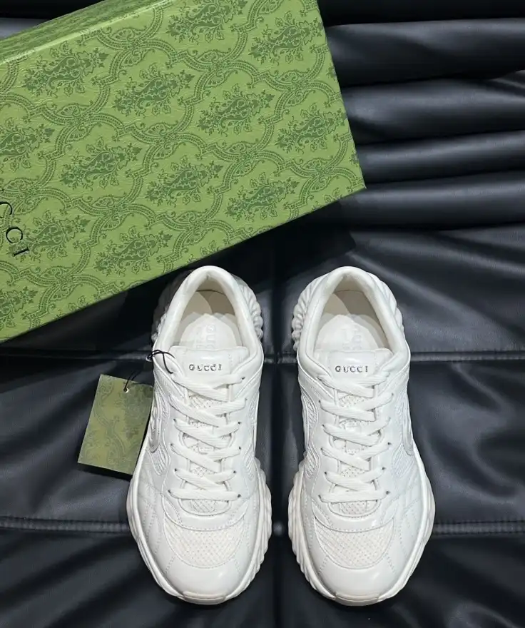 hype Gucci Sneakers