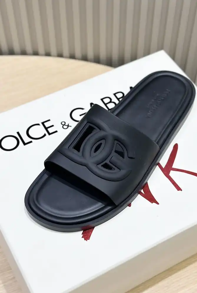 hype Dolce & Gabbana Slippers