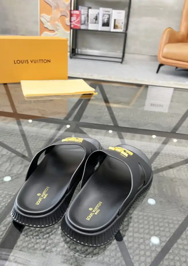 hype LV Slippers