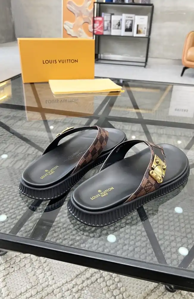 hype LV Slippers