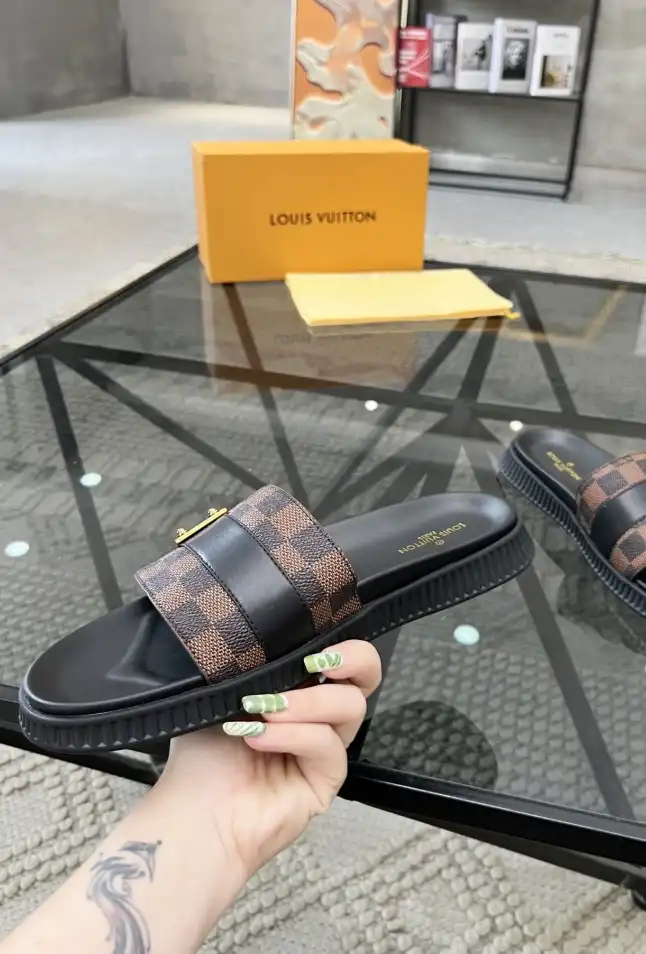 hype LV Slippers