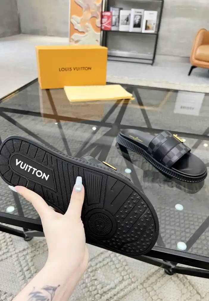 hype LV Slippers