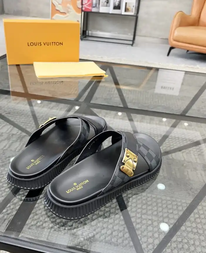 hype LV Slippers