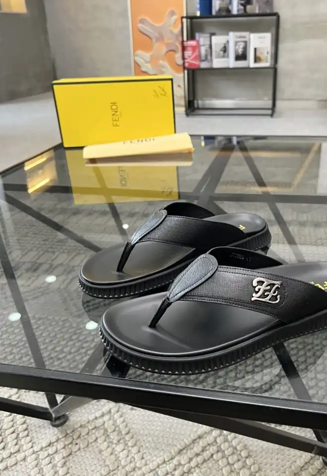 hype Fendi Slippers