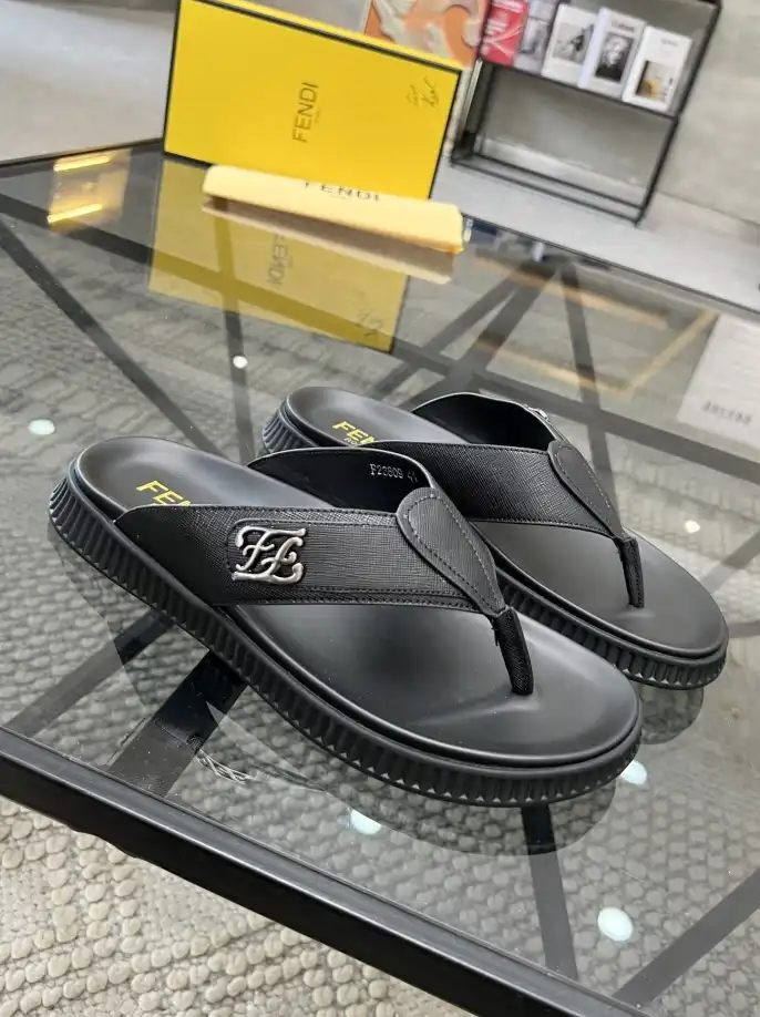 hype Fendi Slippers