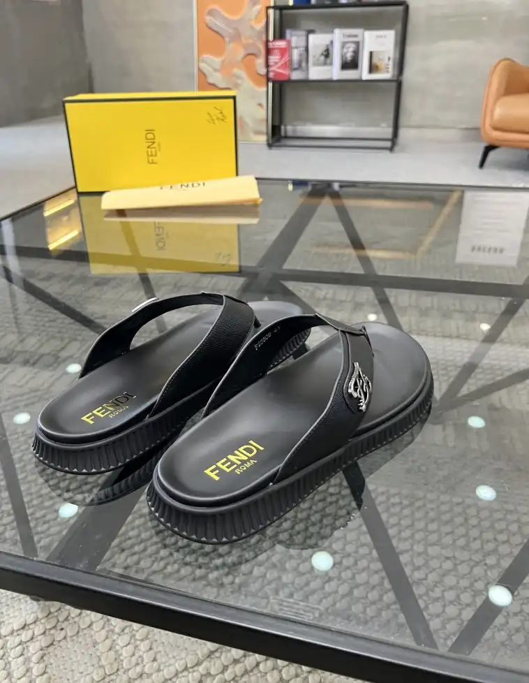 hype Fendi Slippers