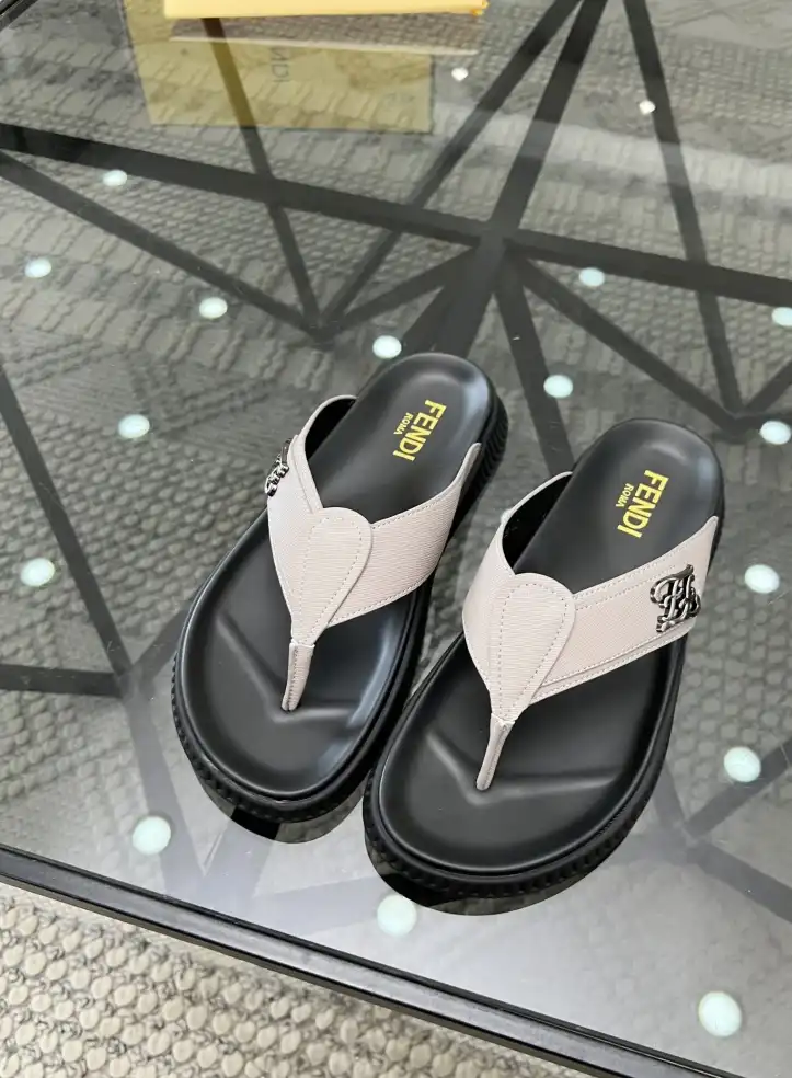 hype Fendi Slippers