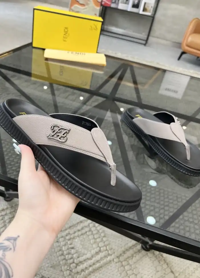 hype Fendi Slippers