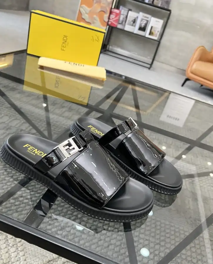 hype Fendi Slippers