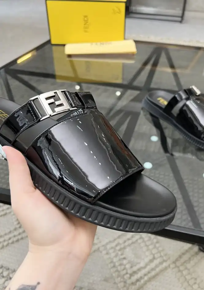 hype Fendi Slippers