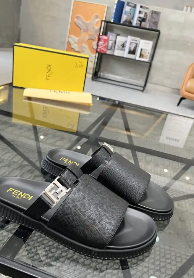 hype Fendi Slippers