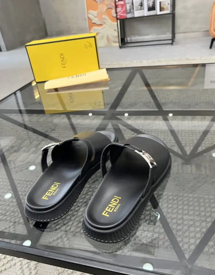 hype Fendi Slippers