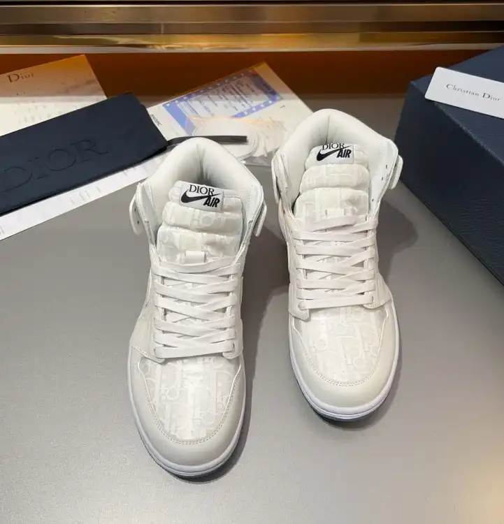 hype Christian Dior Sneakers